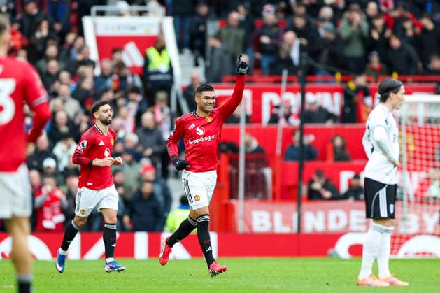 Manchester United, ManU v Fulham, Premier League Manchester United midfielder Casemiro (18) scores a GOAL 1-0 and celebrates during the Manchester United v Fulham Premier League match at Old Trafford, Manchester, England on 1 February 2026 Credit: Phil Duncan Every Second Media Editorial use only. All images are copyright Every Second Media Limited. No images may be reproduced without prior permission. All rights reserved. Premier League and Football League images are subject to licensing agreements with Football DataCo Limited. see https: www.football-dataco.com Copyright: xIMAGO EveryxSecondxMediax ESM-1779-0029 PhilxDuncanx xEveryxSecondxMediax