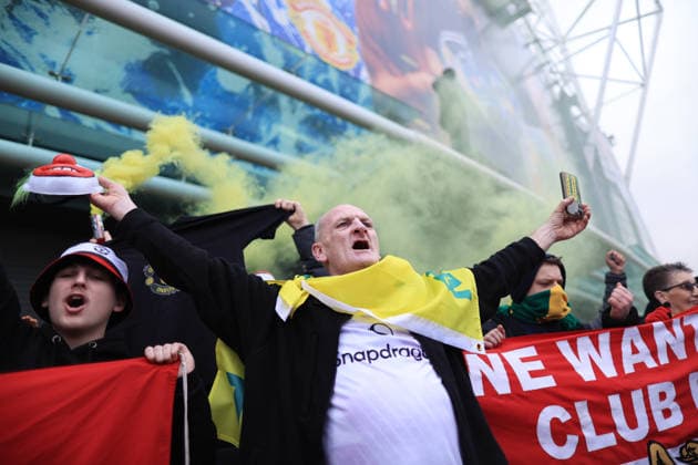 Football - Premier League - Manchester United, ManU v Fulham 1st February 2026 - Premier League - Manchester United v Fulham - Manchester United fans take part in a protests against the club s owners before the match - Photo: Simon Stacpoole Offside. Manchester UK Copyright: xSimonxStacpoolexOffside