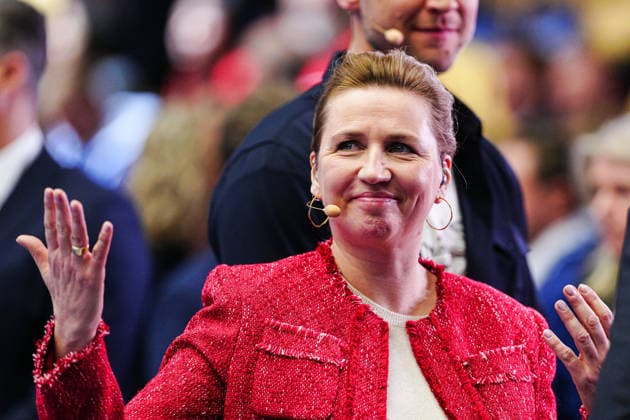 Mette Fredriksen, Ministerpraesidentin Daenemark DEN, Daenemark vs. Deutschland, Handball, EHF Europameisterschaft 2026, Finale, 01.02.2026 DEN, Daenemark vs. Deutschland, Handball, EHF Europameisterschaft 2026, Finale, 01.02.2026 Herning *** Mette Fredriksen, Prime Minister Denmark DEN, Denmark vs Germany, Handball, EHF European Championship 2026, Final, 01 02 2026 DEN, Denmark vs Germany, Handball, EHF European Championship 2026, Final, 01 02 2026 Herning Copyright: xEibner-Pressefoto MarcelxvonxFehrnx EP_MFN