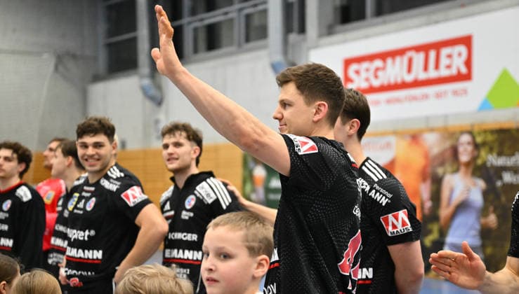 01.02.2026 - Handball - Saison 2025 2026 - Testspiel - Freundschaftsspiel : HC Erlangen HCE - Frisch Auf Göppingen - - xwoxzix - Christoph Steinert ( 44, HC Erlangen HCE ) vor Spielbeginn