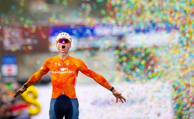 HULST - Mathieu van der Poel crosses the finish line at the Cyclocross World Championships in Hulst, Zeeland. IRIS VAN DEN BROEK ANP xVIxANPxSportx xxANPxIVx 549346484 originalFilename: 549346484.jpg