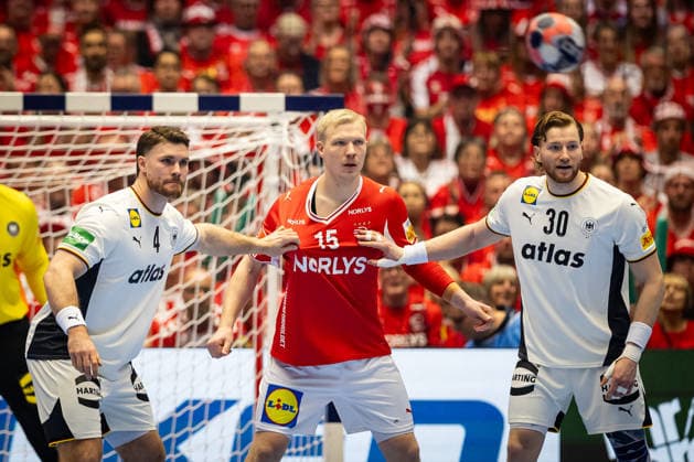 HERNING, DENMARK - FEBRUARY 1: Johannes Golla (Germany, 04), Magnus Saugstruo (Denmark, 15), Tom Kiesler (Germany, 30) during the EHF EURO 2026 Final match between Denmark vs Germany at Jyske Bank Boxen Arena on February 1, 2026 in Herning, Denmark. Midtjylland Denmark Copyright: xMarioxM.xKobergx
