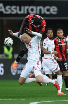 Nice v Stade Brestois 29 - Ligue 1 McDonald s 2025 2026 Kojo Peprah Oppong of OGC Nice and Ludovic Ajorque of Stade Brestois 29 challenge during the Ligue 1 McDonald s match between Nice and Brest at Allianz Riviera on February 1, 2026 in Nice, France. WARNING! This Photograph May Only Be Used For Newspaper And Or Magazine Editorial Purposes. May Not Be Used For Publications Involving 1 player, 1 Club Or 1 Competition Without Written Authorisation From Football DataCo Ltd. For Any Queries, Please Contact Football DataCo Ltd on +44 (0) 207 864 9121 Nice Allianz Riviera South-Eastern France France Copyright: xAllstarxPicturexLibraryxLtdx