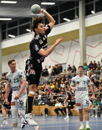 01.02.2026 - Handball - Saison 2025 2026 - Testspiel - Freundschaftsspiel : HC Erlangen HCE - Frisch Auf Göppingen - - xwoxzix - Tim Gömmel Goemmel (95, HC Erlangen HCE )