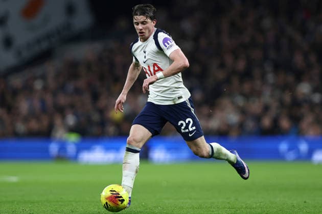 Tottenham Hotspur v Manchester City, Premier League Conor Gallagher of Tottenham Hotspur during the Tottenham Hotspur v Manchester City Premier League match at the Tottenham Hotspur Stadium, London, England on 1 February 2026 Credit: Ian Stephen Every Second Media Editorial use only. All images are copyright Every Second Media Limited. No images may be reproduced without prior permission. All rights reserved. Premier League and Football League images are subject to licensing agreements with Football DataCo Limited. see https: www.football-dataco.com Copyright: xIMAGO EveryxSecondxMediax ESM-1780-0033 IanxStephenx xEveryxSecondxMediax