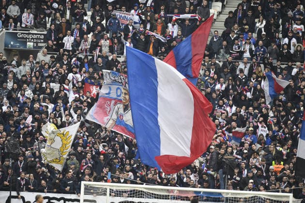 Football : Olympique Lyonnais v Lille LOSC - Ligue 1 - 01 02 2026 Supporters of Lyon during the French league 1 match between Olympique Lyonnais and Lille LOSC at Groupama Stadium Decines Charpieu Lyon France on February 01, 2026 LYONFrance  Copyright: xMouradxALLILIx