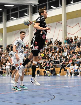 01.02.2026 - Handball - Saison 2025 2026 - Testspiel - Freundschaftsspiel : HC Erlangen HCE - Frisch Auf Göppingen - - xwoxzix - Tim Gömmel Goemmel (95, HC Erlangen HCE )