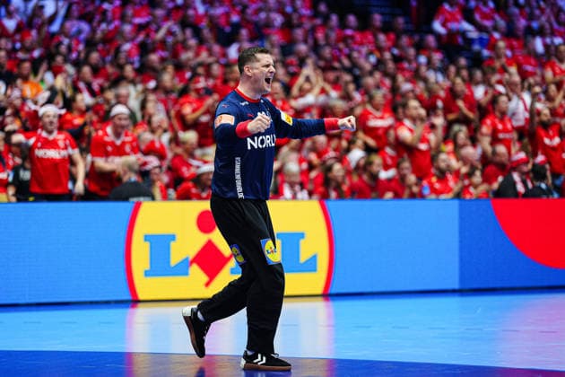 Jubel nach Parade Kevin Moeller (Daenemark, 20) DEN, Daenemark vs. Deutschland, Handball, EHF Europameisterschaft 2026, Finale, 01.02.2026 DEN, Daenemark vs. Deutschland, Handball, EHF Europameisterschaft 2026, Finale, 01.02.2026 Herning *** Cheers after parade Kevin Moeller Denmark, 20 DEN, Denmark vs Germany, Handball, EHF European Championship 2026, Final, 01 02 2026 DEN, Denmark vs Germany, Handball, EHF European Championship 2026, Final, 01 02 2026 Herning Copyright: xEibner-Pressefoto MarcelxvonxFehrnx EP_MFN