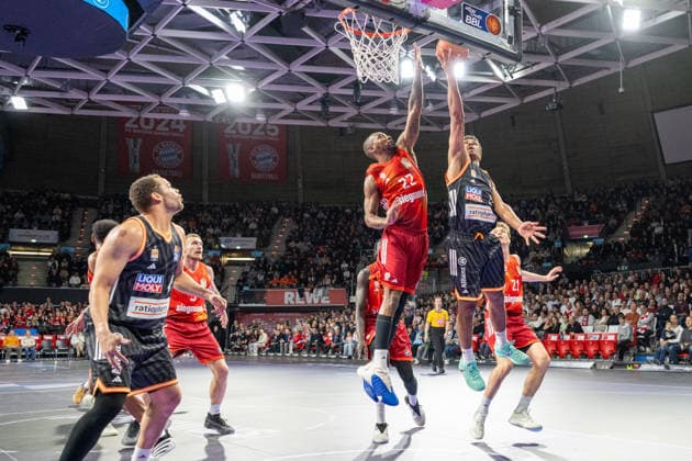 Isiaha Mike 22 (FC Bayern Basketball), Mark Smith 13 (Ratiopharm Ulm), FC Bayern Basketball vs. Ratiopharm Ulm, BBL, 18. Spieltag, 01.02.2026 Muenchen Bayern Deutschland