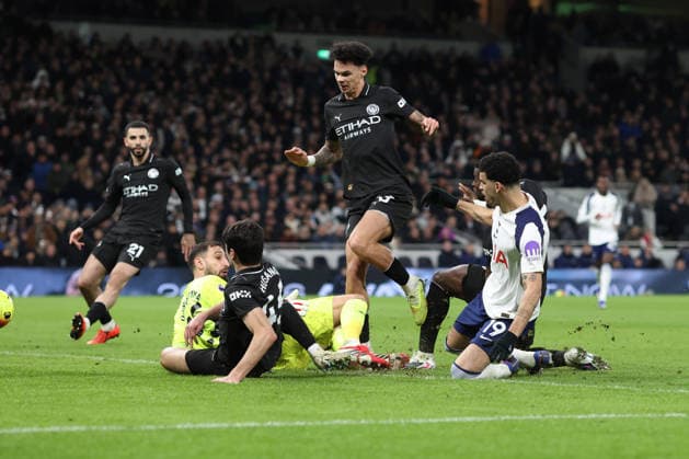 Tottenham v Man City 01 February 2026, London - Premier League Football - Tottenham Hotspur v Manchester City - Dominic Solanke of Tottenham Hotspur scores their 1st goal - Photo: Charlotte Wilson Offside. London UK Copyright: xCharlottexWilsonx xOffsidexOffside