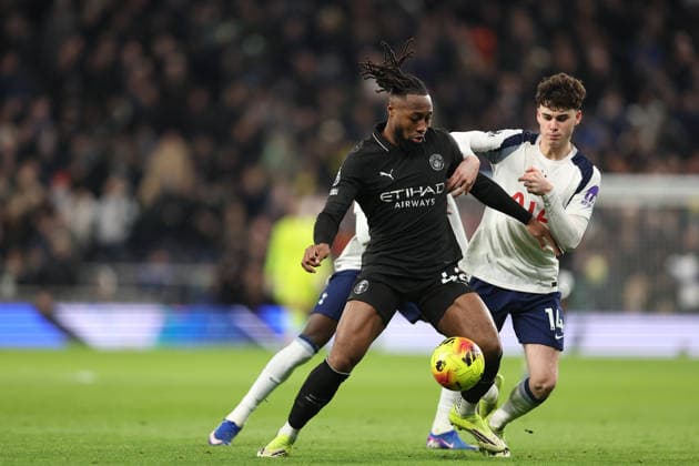 1st February 2026; Tottenham Hotspur Stadium, London, England; Premier League Football, Tottenham Hotspur versus Manchester City; Antoine Semenyo of Manchester City pressured by Archie Gray of Tottenham Hotspur  KatiexChan Content restricted for UK based newspaper