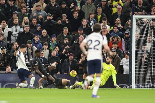 1st February 2026; Tottenham Hotspur Stadium, London, England; Premier League Football, Tottenham Hotspur versus Manchester City; Dominic Solanke of Tottenham Hotspur scores off Marc Guehi of Manchester City in the 53rd minute for 1-2  KatiexChan Content restricted for UK based newspaper