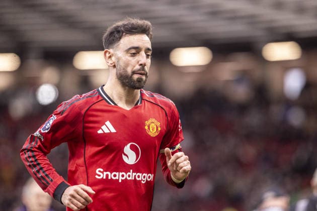 MANCHESTER, ENGLAND - FEBRUARY 01: Bruno Fernandes of Manchester United, ManU during a Premier League 2026 match between Manchester United and Fulham at Old Trafford on February 1st, 2026 in Manchester, England. (Photo by Richard Callis Sports Press Photo) Copyright: xRichardxCallis SportsxPressxPhotx Sportspressphoto_SPR87741