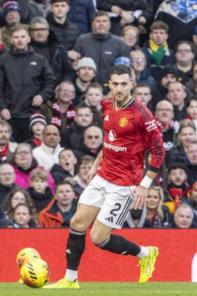 MANCHESTER, ENGLAND - FEBRUARY 01: Diogo Dalot of Manchester United, ManU during a Premier League 2026 match between Manchester United and Fulham at Old Trafford on February 1st, 2026 in Manchester, England. (Photo by Richard Callis Sports Press Photo) Copyright: xRichardxCallis SportsxPressxPhotx Sportspressphoto_SPR87760