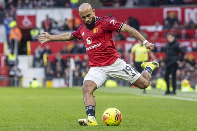 MANCHESTER, ENGLAND - FEBRUARY 01: Brian Mbeumo of Manchester United, ManU runs with the ball during a Premier League 2026 match between Manchester United and Fulham at Old Trafford on February 1st, 2026 in Manchester, England. (Photo by Richard Callis Sports Press Photo) Copyright: xRichardxCallis SportsxPressxPhotx Sportspressphoto_SPR87767