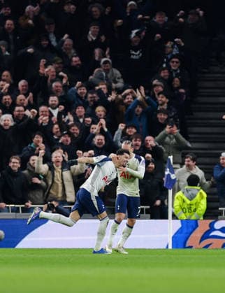 Premier League 2025 26 Tottenham Hotspur v Manchester City Tottenham Hotspur Stadium 01.02.2026 Dominic Solanke of Tottenham Hotspur celebrates scoring 2-2 Premier League 2025 26 Tottenham Hotspur v Manchester City Tottenham Hotspur Stadium 01.02.2026 Photograph By Marc Aspland The Times  Copyright: xMarcxAsplandx NINTCHDBPICT001055805985