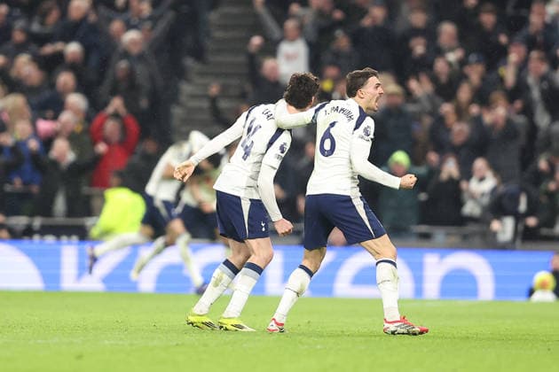 1st February 2026; Tottenham Hotspur Stadium, London, England; Premier League Football, Tottenham Hotspur versus Manchester City; Archie Gray and Joao Palhinha of Tottenham Hotspur celebrate their team goal by Dominic Solanke in the 70th minute for 2-2  KatiexChan Content restricted for UK based newspaper