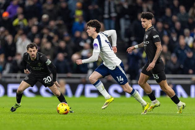 Tottenham Hotspur v Manchester City, Premier League m20, Tottenham Hotspur midfielder Archie Gray (14) and Manchester City midfielder Nico O Reilly (33) during the Premier League match between Tottenham Hotspur and Manchester City at Tottenham Hotspur Stadium, London, UK on 1 February 2026. London Tottenham Hotspur Stadium London UK Editorial use only DataCo restrictions apply See www.football-dataco.com , Copyright: xToyinxOshodix PSI-23665-0039