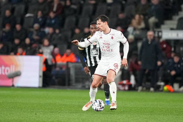 Angers SCO v FC Metz - Ligue 1 McDonald s 2025 2026 21 Benjamin STAMBOULI (fcm) during the Ligue 1 McDonald s match between Angers and Metz at Stade Raymond Kopa on February 1, 2026 in Angers, France. Angers France  Copyright: xFEPx 776348273