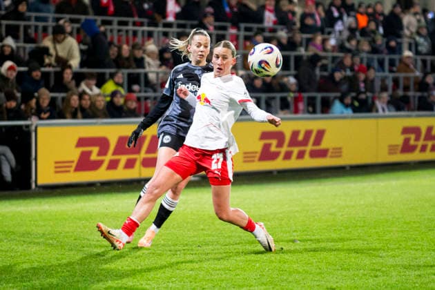 01.02.2026, xomx, Fussball Google Pixel Frauen-Bundesliga, RB Leipzig - Eintracht Frankfurt v.l. Marlene Müller (RasenBallsport Leipzig) vorne am Ball (DFL DFB REGULATIONS PROHIBIT ANY USE OF PHOTOGRAPHS as IMAGE SEQUENCES and or QUASI-VIDEO) Leipzig