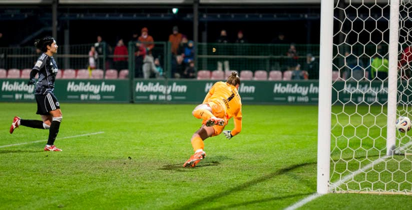 01.02.2026, xomx, Fussball Google Pixel Frauen-Bundesliga, RB Leipzig - Eintracht Frankfurt v.l. jubelt, Torjubel, Tor, Goal, Jubel, Freude, freuen zum 0:1. Elvira Johanna Herzog (RasenBallsport Leipzig) (DFL DFB REGULATIONS PROHIBIT ANY USE OF PHOTOGRAPHS as IMAGE SEQUENCES and or QUASI-VIDEO) Leipzig