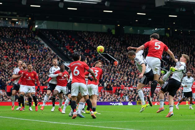 Manchester United, ManU v Fulham, Premier League Harry Maguire (5) of Manchester United gets a header on goal during the Premier League match between Manchester United and Fulham at Old Trafford, Manchester, UK on 1 February 2026. Manchester Old Trafford Greater Manchester UK Editorial use only DataCo restrictions apply See www.football-dataco.com , Copyright: xConorxMolloyx PSI-23668-0144