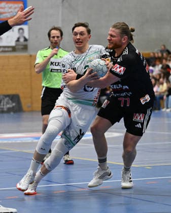 01.02.2026 - Handball - Saison 2025 2026 - Testspiel - Freundschaftsspiel : HC Erlangen HCE - Frisch Auf Göppingen - - xwoxzix - Ole Pregler (23, Frisch Auf Göppingen ) Maciej Gebala (77, HC Erlangen HCE )