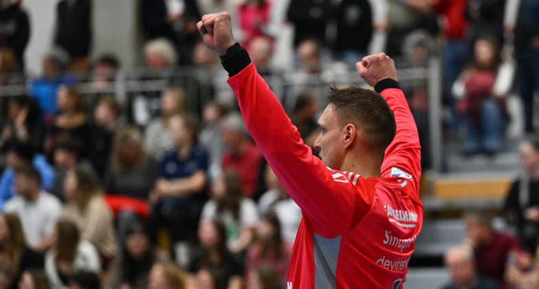 01.02.2026 - Handball - Saison 2025 2026 - Testspiel - Freundschaftsspiel : HC Erlangen HCE - Frisch Auf Göppingen - - xwoxzix - Dario Quenstedt (1, HC Erlangen HCE ) ballt Faust Fäuste