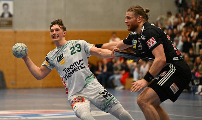 01.02.2026 - Handball - Saison 2025 2026 - Testspiel - Freundschaftsspiel : HC Erlangen HCE - Frisch Auf Göppingen - - xwoxzix - Ole Pregler (23, Frisch Auf Göppingen ) Maciej Gebala (77, HC Erlangen HCE )