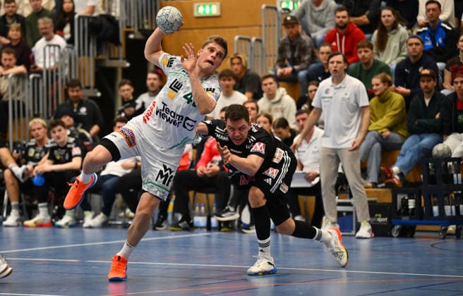 01.02.2026 - Handball - Saison 2025 2026 - Testspiel - Freundschaftsspiel : HC Erlangen HCE - Frisch Auf Göppingen - - xwoxzix - Martin Hanne (42, Frisch Auf Göppingen ) Christoph Steinert ( 44, HC Erlangen HCE )