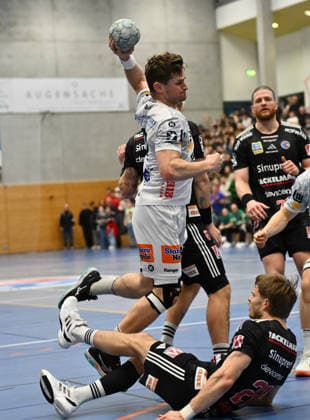 01.02.2026 - Handball - Saison 2025 2026 - Testspiel - Freundschaftsspiel : HC Erlangen HCE - Frisch Auf Göppingen - - xwoxzix - David Schmidt (77, Frisch Auf Göppingen ) Christopher Bissel (21, HC Erlangen HCE )
