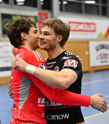 01.02.2026 - Handball - Saison 2025 2026 - Testspiel - Freundschaftsspiel : HC Erlangen HCE - Frisch Auf Göppingen - - xwoxzix - Tin Herceg (99, HC Erlangen HCE ) Christopher Bissel (21, HC Erlangen HCE ) Jubel Freude nach Spielende