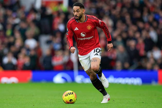 Manchester United, ManU v Fulham, Premier League Matheus Cunha (10) of Manchester United during the Premier League match between Manchester United and Fulham at Old Trafford, Manchester, UK on 1 February 2026. Manchester Old Trafford Greater Manchester UK Editorial use only DataCo restrictions apply See www.football-dataco.com , Copyright: xConorxMolloyx PSI-23668-0172