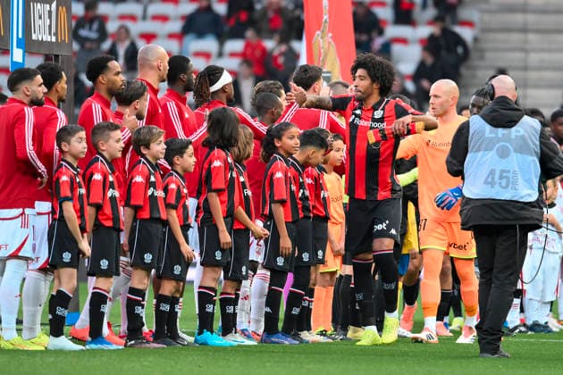 FOOTBALL : Nice (OGCN) vs Brest (SB29) - ligue 1 - 1 2 26 Nice™s defender 4 Dante during the French L1 2025-2026 season football match between Nice (OGCN) and Brest (SB) at Allianz Riviera stadium of Nice, south France, on February 1, 2026. NICEFrance  Copyright: xFredericxDIDESx