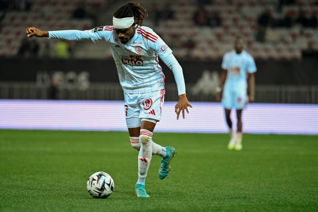 FOOTBALL : Nice (OGCN) vs Brest (SB29) - ligue 1 - 1 2 26 Brest™s defender 27 D. Guindo during the French L1 2025-2026 season football match between Nice (OGCN) and Brest (SB) at Allianz Riviera stadium of Nice, south France, on February 1, 2026. NICEFrance  Copyright: xFredericxDIDESx