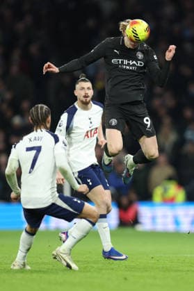 Tottenham v Man City 01 February 2026, London - Premier League Football - Tottenham Hotspur v Manchester City - Erling Haaland of Manchester City heads the ball - Photo: Charlotte Wilson Offside. London UK Copyright: xCharlottexWilsonx xOffsidexOffside