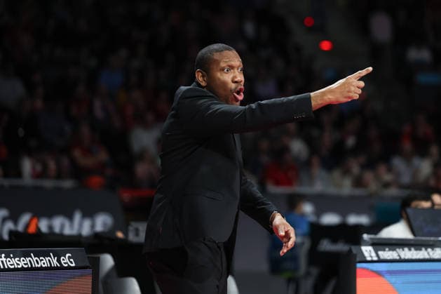 Tyron McCoy (ratiopharm Ulm, Co-Trainer) gestikuliert, GER, FC Bayern Basketball vs. ratiopharm Ulm, Basketball, easycredit Basketball Bundesliga, 18. Spieltag, Saison 2025 2026, 01.02.2026, GER, FC Bayern Basketball vs. ratiopharm Ulm, Basketball, easycredit Basketball Bundesliga, 18. Spieltag, Saison 2025 2026, 01.02.2026 Muenchen Copyright: xEibner-Pressefoto JennixMaulx EP_JML