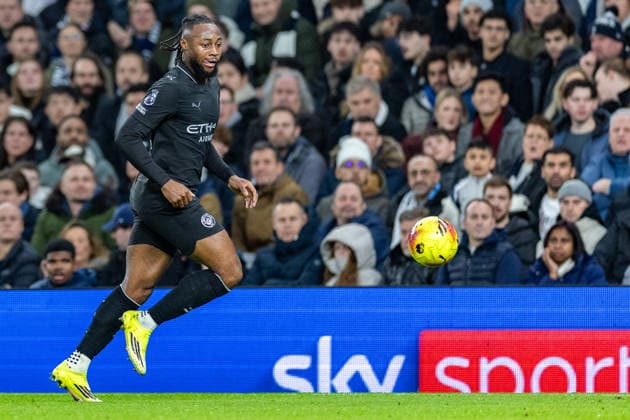 Tottenham Hotspur v Manchester City, Premier League Manchester City forward Antoine Semenyo (42) during the Premier League match between Tottenham Hotspur and Manchester City at Tottenham Hotspur Stadium, London, UK on 1 February 2026. London Tottenham Hotspur Stadium London UK Editorial use only DataCo restrictions apply See www.football-dataco.com , Copyright: xToyinxOshodix PSI-23665-0069