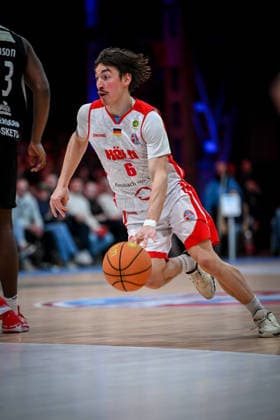 Barmer 2. Basketball Bundesliga ProA: Rheinstars Köln vs. Paderborn Baskets, 01.02.2026 Jasper Günther (RheinStarsKöln 6), Barmer 2. Basketball Bundesliga ProA: Rheinstars Köln vs. Paderborn Baskets am 01.02.2026 in der Motorworld Köln in Koeln (Nordrhein-Westfalen) Copyright: xBEAUTIFULxSPORTS Mueller-Laschetx