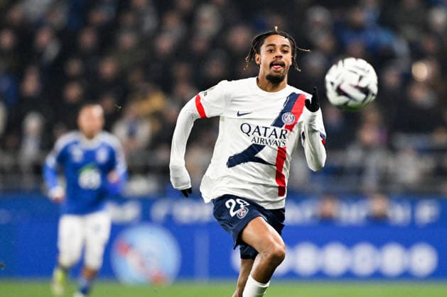 RC Strasbourg Alsace v Paris Saint-Germain - Ligue 1 McDonald s 2025 2026 29 Bradley BARCOLA (psg) during the Ligue 1 McDonald s match between Strasbourg and Paris SG at Stade de la Meinau on February 1, 2026 in Strasbourg, France. Strasbourg France  Copyright: xFEPx 776348271