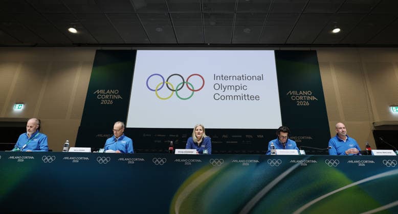 (260201) -- MILAN, Feb. 1, 2026 -- International Olympic Committee (IOC) President Kirsty Coventry (C) attends the IOC Executive Board press conference, PK, Pressekonferenz at the main press center of Milan-Cortina 2026 Olympic Winter games, Winterspiele,Spiele, Summer games in Milan, Italy, Feb. 1, 2026. ) (SP)ITALY-MILAN-IOC EXECUTIVE BOARD-PRESS CONFERENCE DuxXiaoyi 