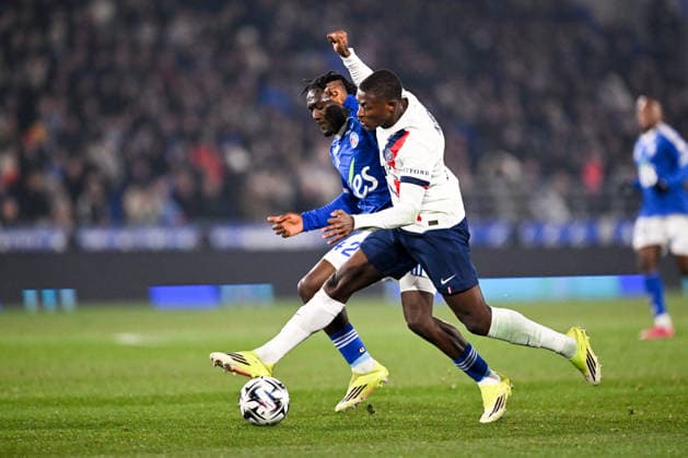 RC Strasbourg Alsace v Paris Saint-Germain - Ligue 1 McDonald s 2025 2026 25 Nuno MENDES (psg) during the Ligue 1 McDonald s match between Strasbourg and Paris SG at Stade de la Meinau on February 1, 2026 in Strasbourg, France. Strasbourg France  Copyright: xFEPx 776348271