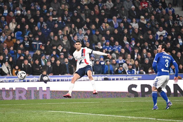 RC Strasbourg Alsace v Paris Saint-Germain - Ligue 1 McDonald s 2025 2026 02 Achraf HAKIMI (psg) during the Ligue 1 McDonald s match between Strasbourg and Paris SG at Stade de la Meinau on February 1, 2026 in Strasbourg, France. Strasbourg France  Copyright: xFEPx 776348271
