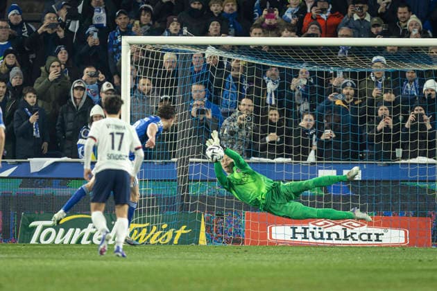 FOOTBALL: Ligue 1 Racing Strasbourg (RCS) vs Paris Saint Germain (PSG) - 01 02 2026 Stade de la Meinau. Strasbourg - France Matvey Safonov 39 (PSG) penalty arrÃªtÃ a Joaquin Panichelli 9 (RCS)  Copyright: xelyxandroxcegarrax