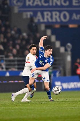 RC Strasbourg Alsace v Paris Saint-Germain - Ligue 1 McDonald s 2025 2026 05 MARQUINHOS (psg) - 09 Joaquin PANICHELLI (rcsa) during the Ligue 1 McDonald s match between Strasbourg and Paris SG at Stade de la Meinau on February 1, 2026 in Strasbourg, France. Strasbourg France  Copyright: xFEPx 776348271