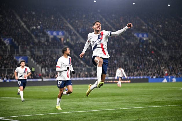 RC Strasbourg Alsace v Paris Saint-Germain - Ligue 1 McDonald s 2025 2026 24 Senny MAYULU (psg) during the Ligue 1 McDonald s match between Strasbourg and Paris SG at Stade de la Meinau on February 1, 2026 in Strasbourg, France. Strasbourg France  Copyright: xFEPx 776348271