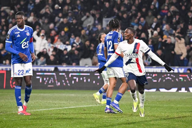 RC Strasbourg Alsace v Paris Saint-Germain - Ligue 1 McDonald s 2025 2026 25 Nuno MENDES (psg) during the Ligue 1 McDonald s match between Strasbourg and Paris SG at Stade de la Meinau on February 1, 2026 in Strasbourg, France. Strasbourg France  Copyright: xFEPx 776348271