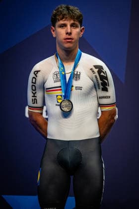 TEUTENBERG Tim Torn: UEC Track cycling, Rad, Radsport, Bahnrad, Bahn European Championships Konya 2026 TEUTENBERG Tim Torn ( GER ) Germany Second Place - Award Ceremony - Medal Ceremony - Podium - Hochformat - Hoch - Vertikal - Portrait - Event Veranstaltung: UEC Track Cycling European Championships 2026 - Category Kategorie: Cycling - Track Cycling European Championships - Location Ort: Asia - Turkey - Konya - Discipline: Elimination Race - Category: Elite Men - Distance: ... m - Date Datum: 01.02.2026 Sunday Day 1 -