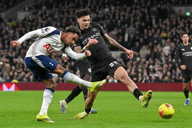 (260202) -- LONDON, Feb. 2, 2026 -- Wilson Odobert of Tottenham Hotspur shoots during the English Premier League match between Tottenham Hotspur and Manchester City in London, Britain, on Feb. 1, 2026. (SP)BRITAIN-LONDON-FOOTBALL-PREMIER LEAGUE-TOTTENHAM HOTSPUR VS MANCHESTER CITY LixYing 