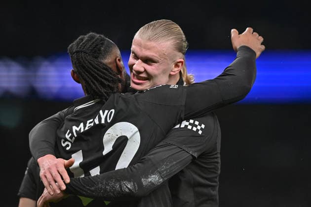 (260202) -- LONDON, Feb. 2, 2026 -- Antoine Semenyo (L) of Manchester City celebrates after scoring with teammate Erling Haaland during the English Premier League match between Tottenham Hotspur and Manchester City in London, Britain, on Feb. 1, 2026. (SP)BRITAIN-LONDON-FOOTBALL-PREMIER LEAGUE-TOTTENHAM HOTSPUR VS MANCHESTER CITY LixYing 
